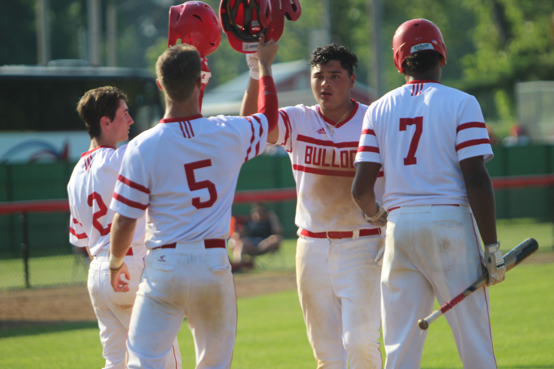 Bulldogs blast Railsplitters for first Metro win